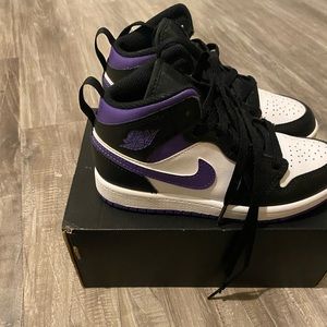 Kids Jordan 1s